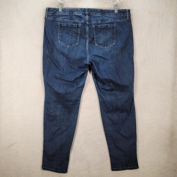 Torrid Dark Blue Denim Rinse Stretch Classic Mid Rise Slim Boyfriend Jeans - Picture 12 of 16